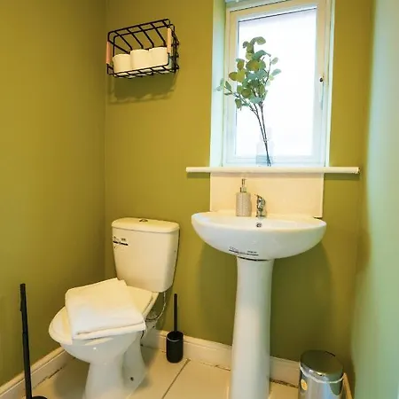 Kandaka-specious Stylish - Suitable For Contractors Σπίτι διακοπών Λιντς